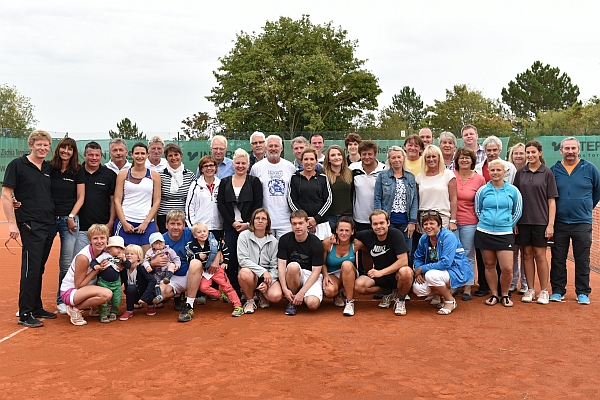 Teilnehmer beim Mixed-Turnier 2015